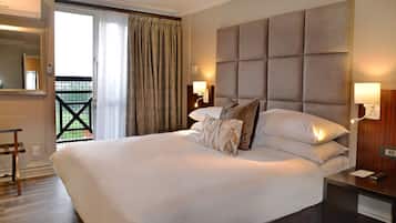 Seprai premium, selimut bulu angsa, dan brankas