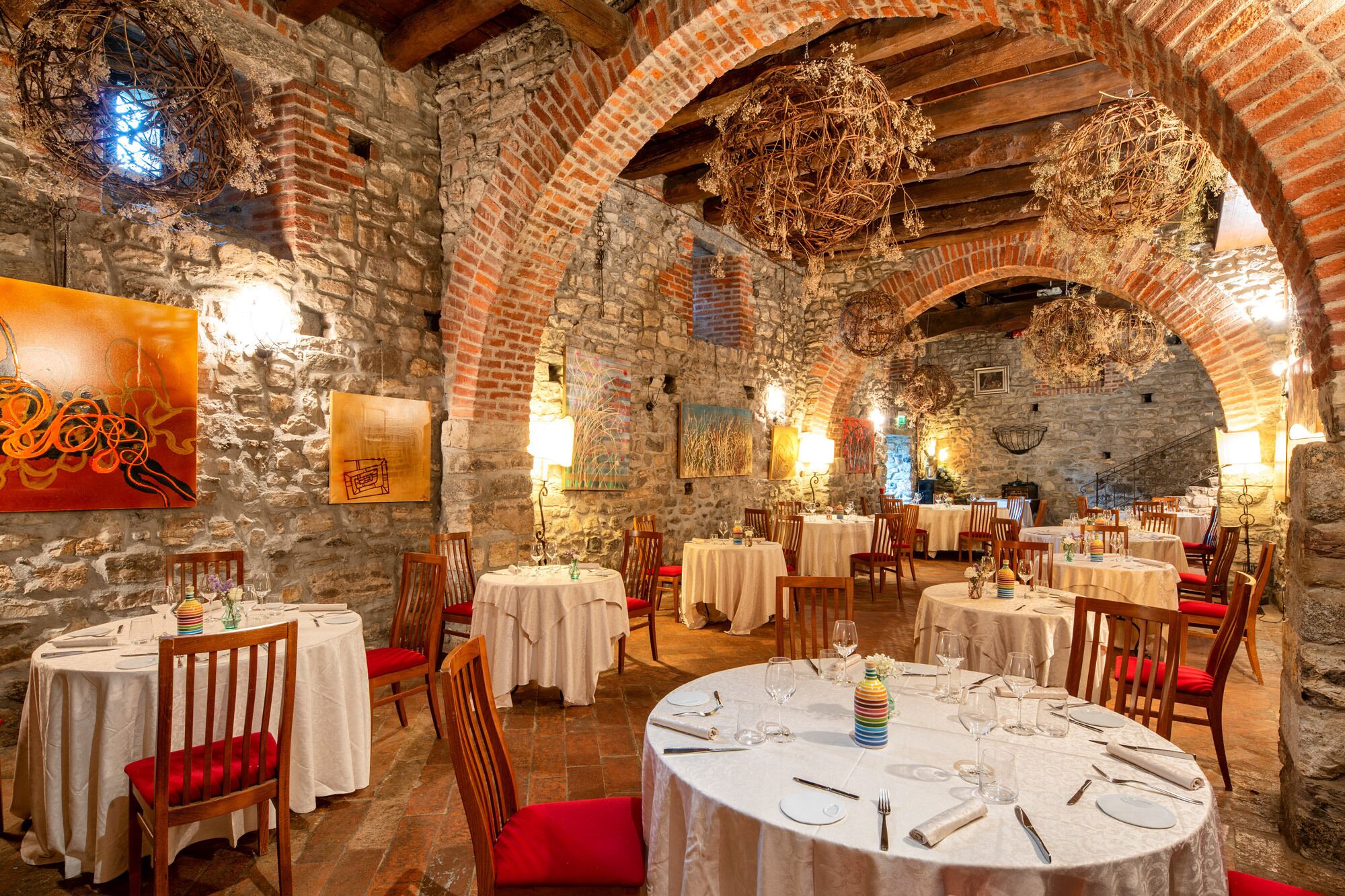 breakfast, lunch, dinner served; italian cuisine