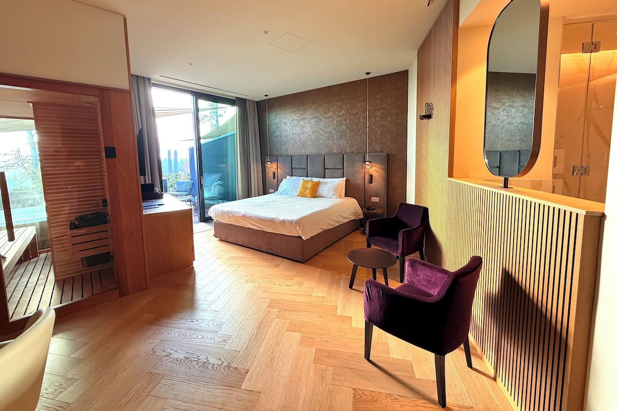 Elite Suite | 1 bedroom, premium bedding, down duvets, minibar