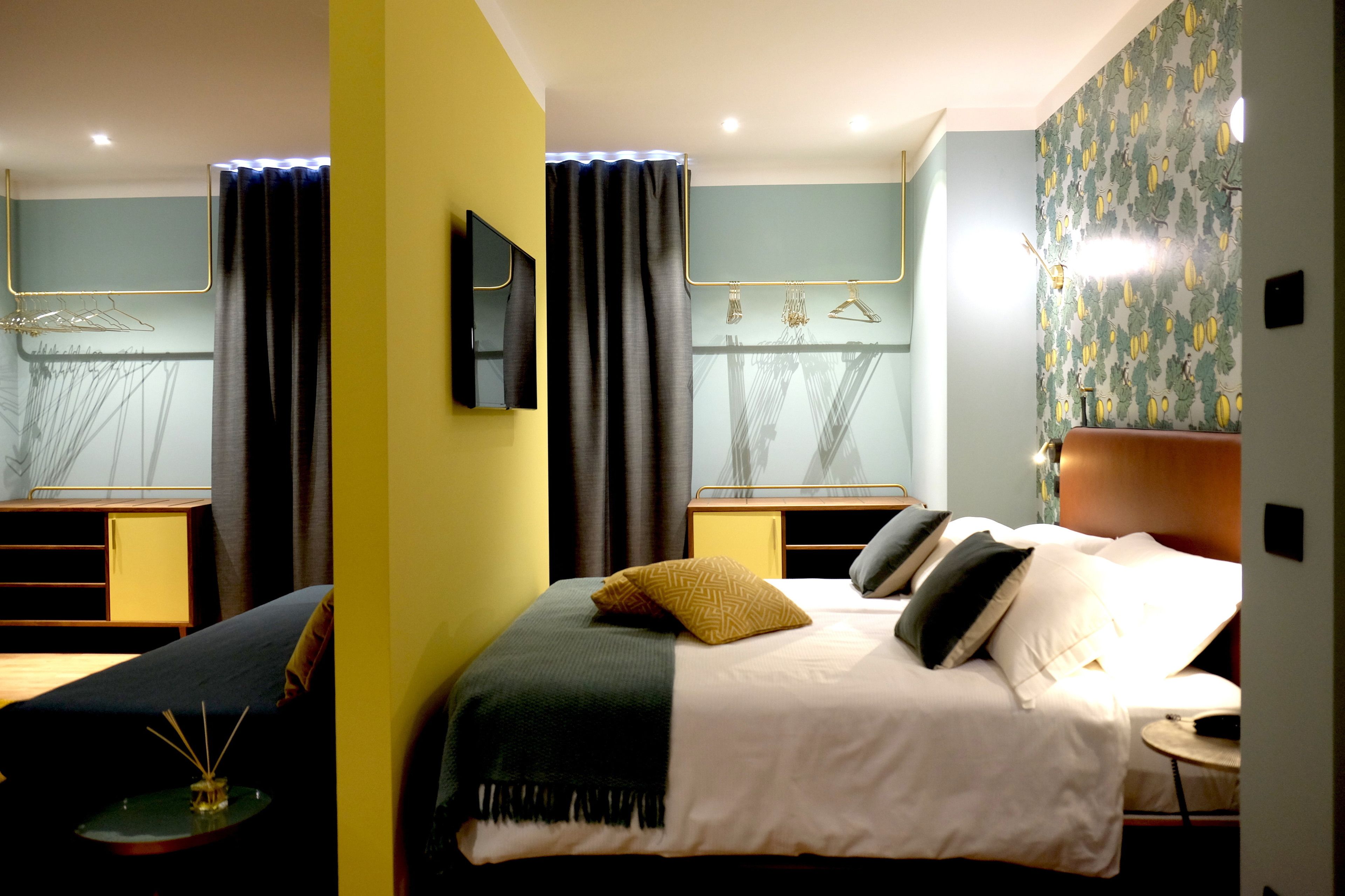 junior suite | 1 bedroom, hypo-allergenic bedding, minibar, in-room safe