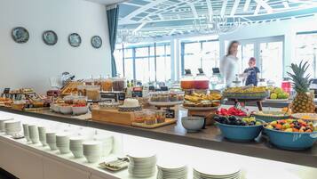 Frokostbuffé er inkludert hver dag