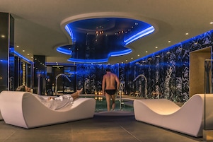 Habitación con 1 cama doble o 2 individuales (Access to the spa 2 hours)