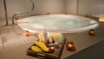 Bain Ă remous, soins corporels, enveloppements corporels