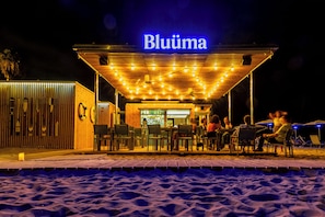 Beach bar