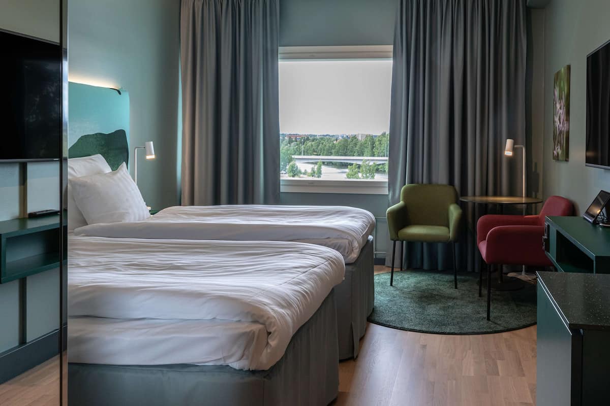 Superior Twin Room (with extra bed) | Free WiFi
