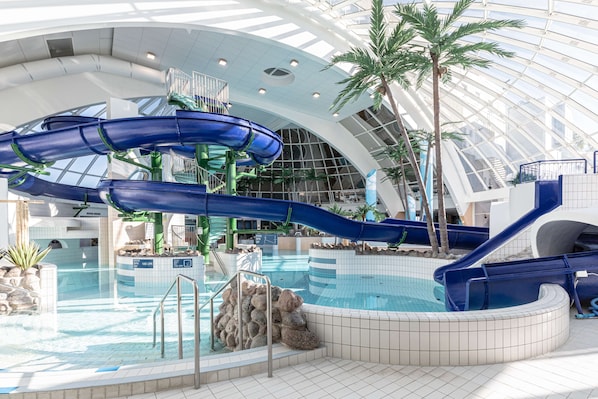 3 indoor pools, outdoor pool