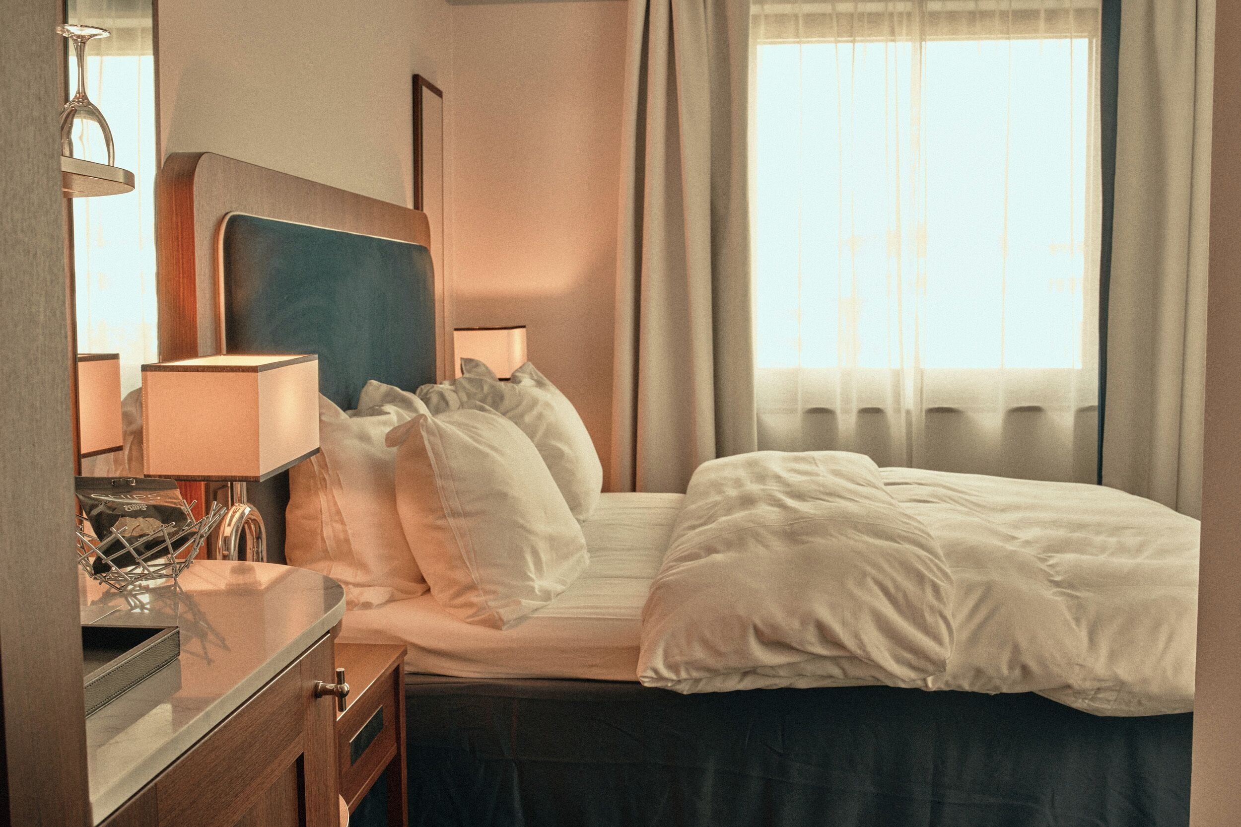 Premium bedding, pillowtop beds, minibar, free WiFi