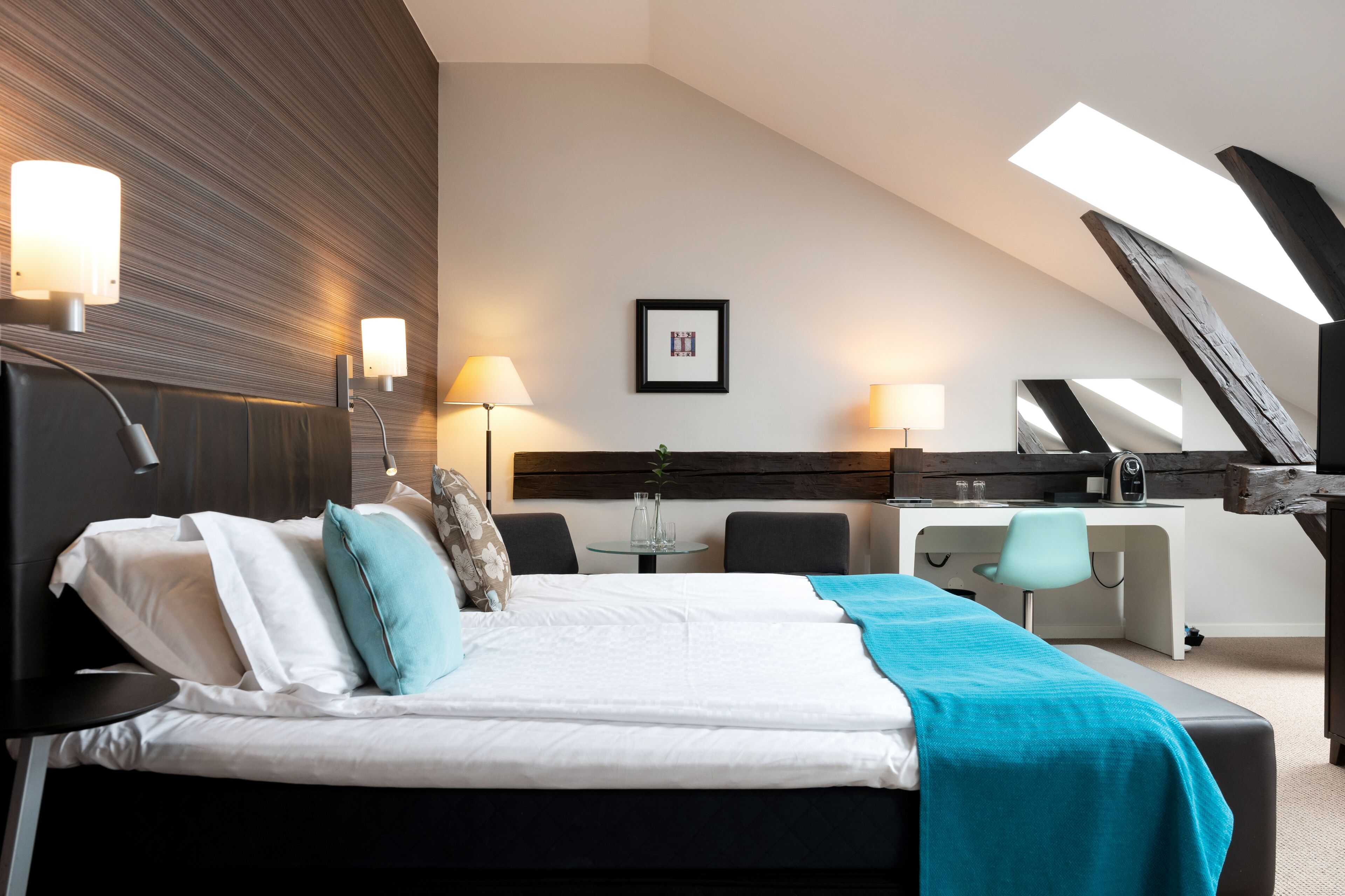 deluxe room | 1 bedroom, desk, laptop workspace, blackout curtains