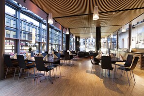 2 restaurants, dinner served - Elite Stadshotellet Växjö (Växjö)