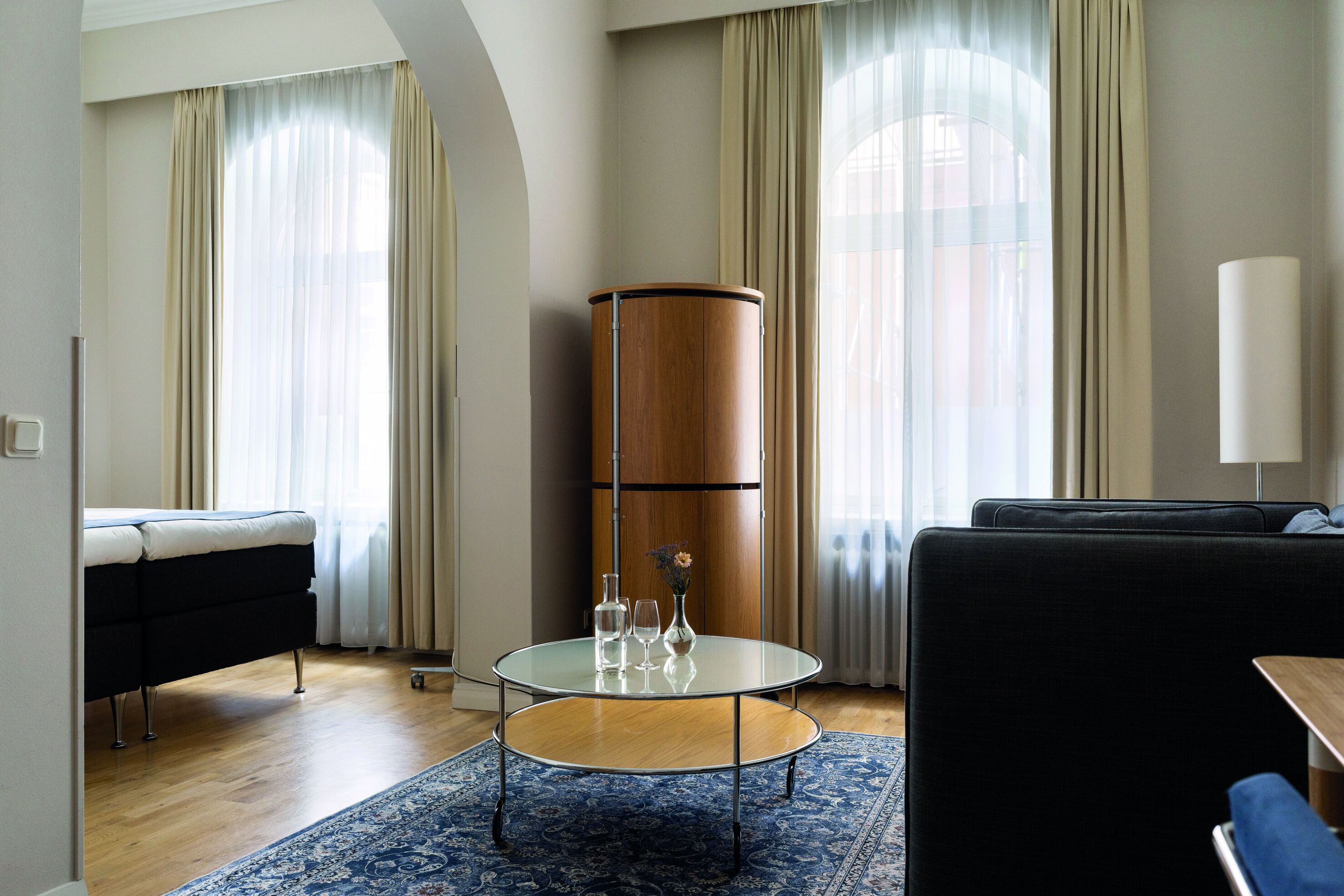 family room | living area | flat-screen tv