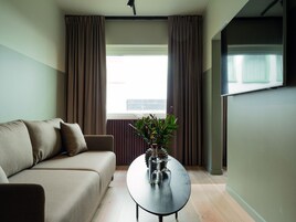 Family Room | Living area | Flat-screen TV