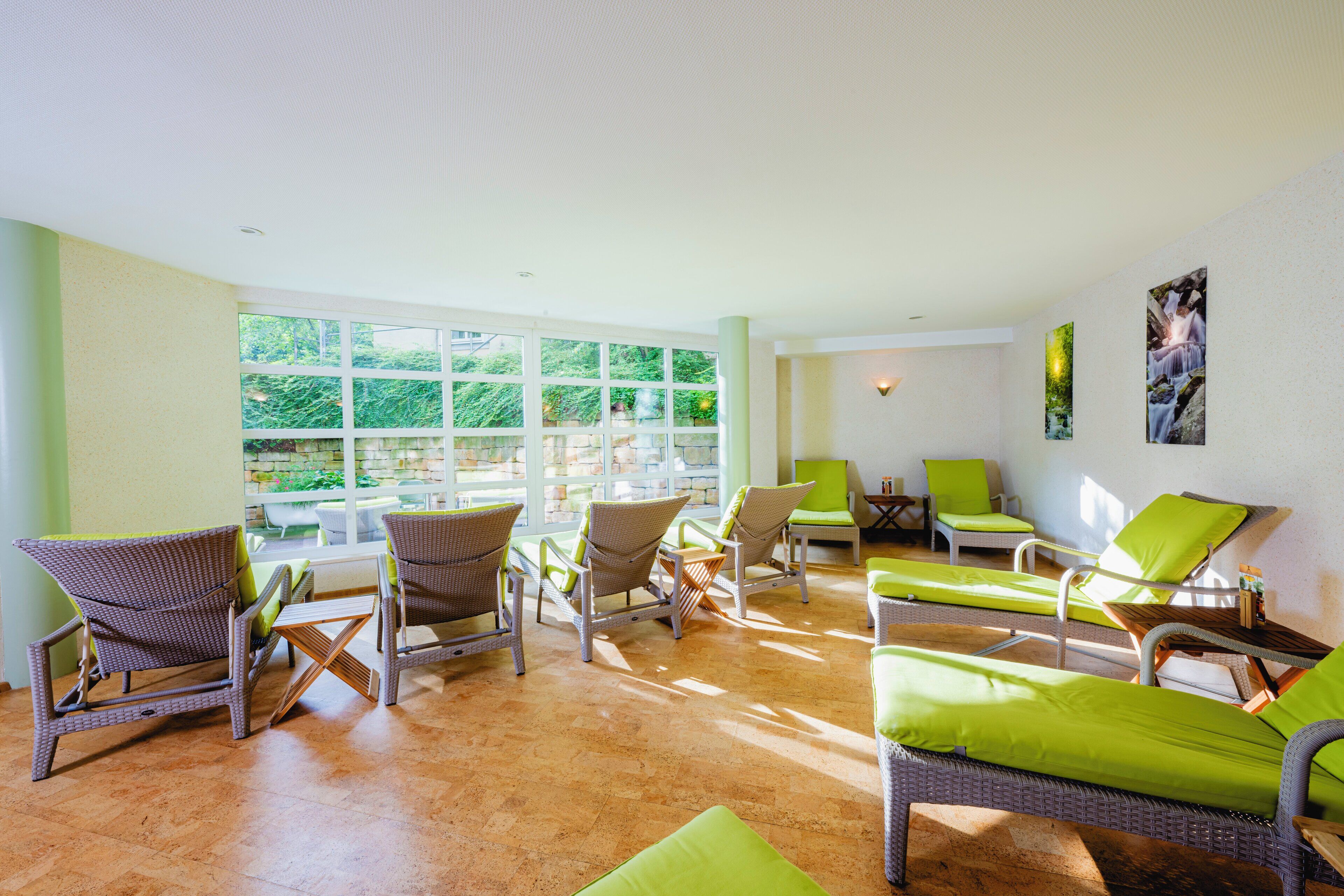 sauna, steam room, body treatments, hot stone massages