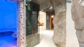 Sauna, steam room, body treatments, hot stone massages