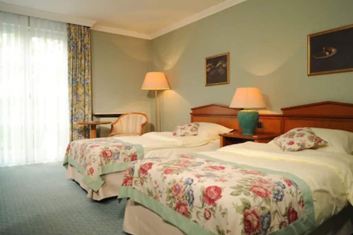 1 chambre, literie hypoallergénique, minibar, bureau