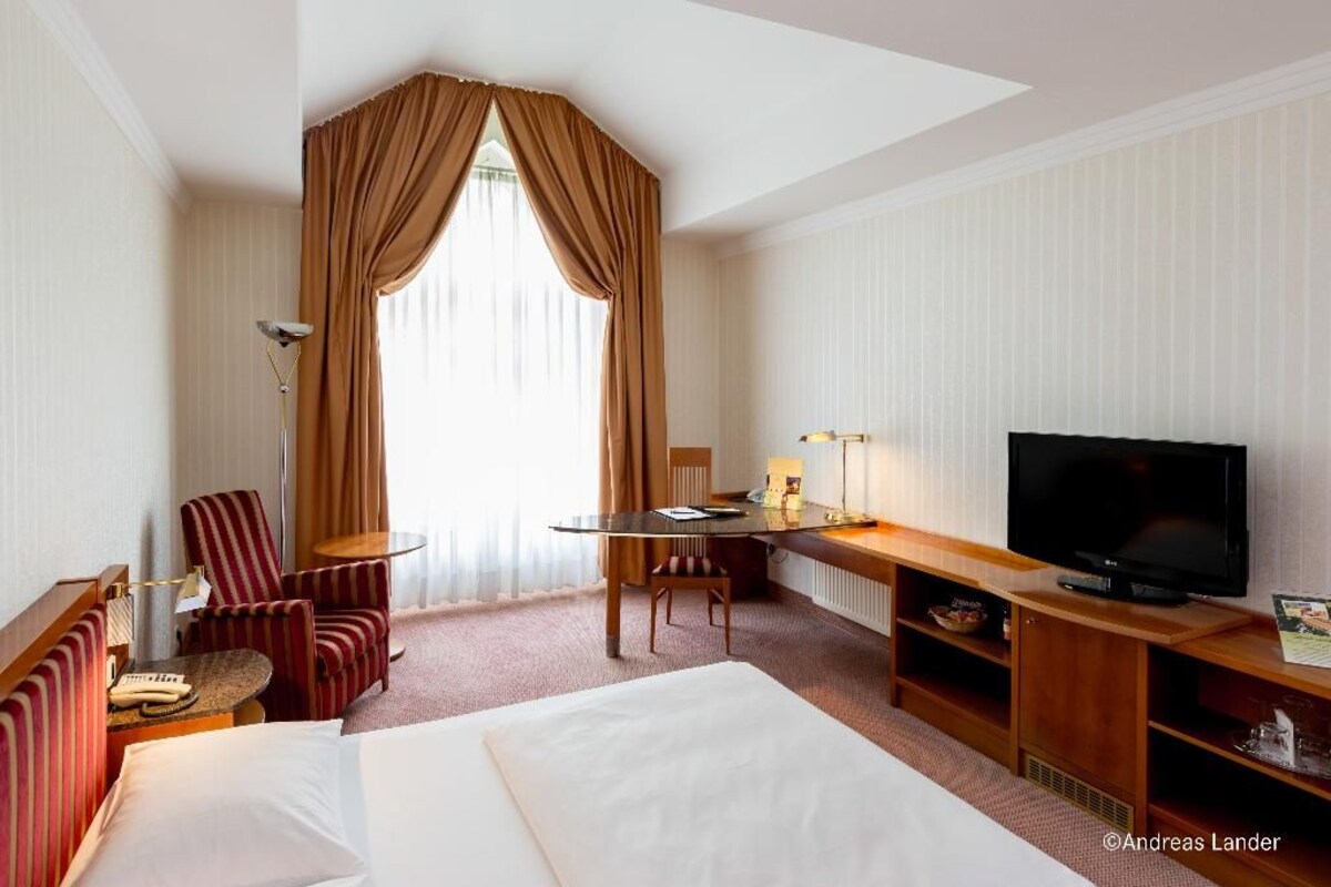 In-room safe, desk, free cots/infant beds, free WiFi