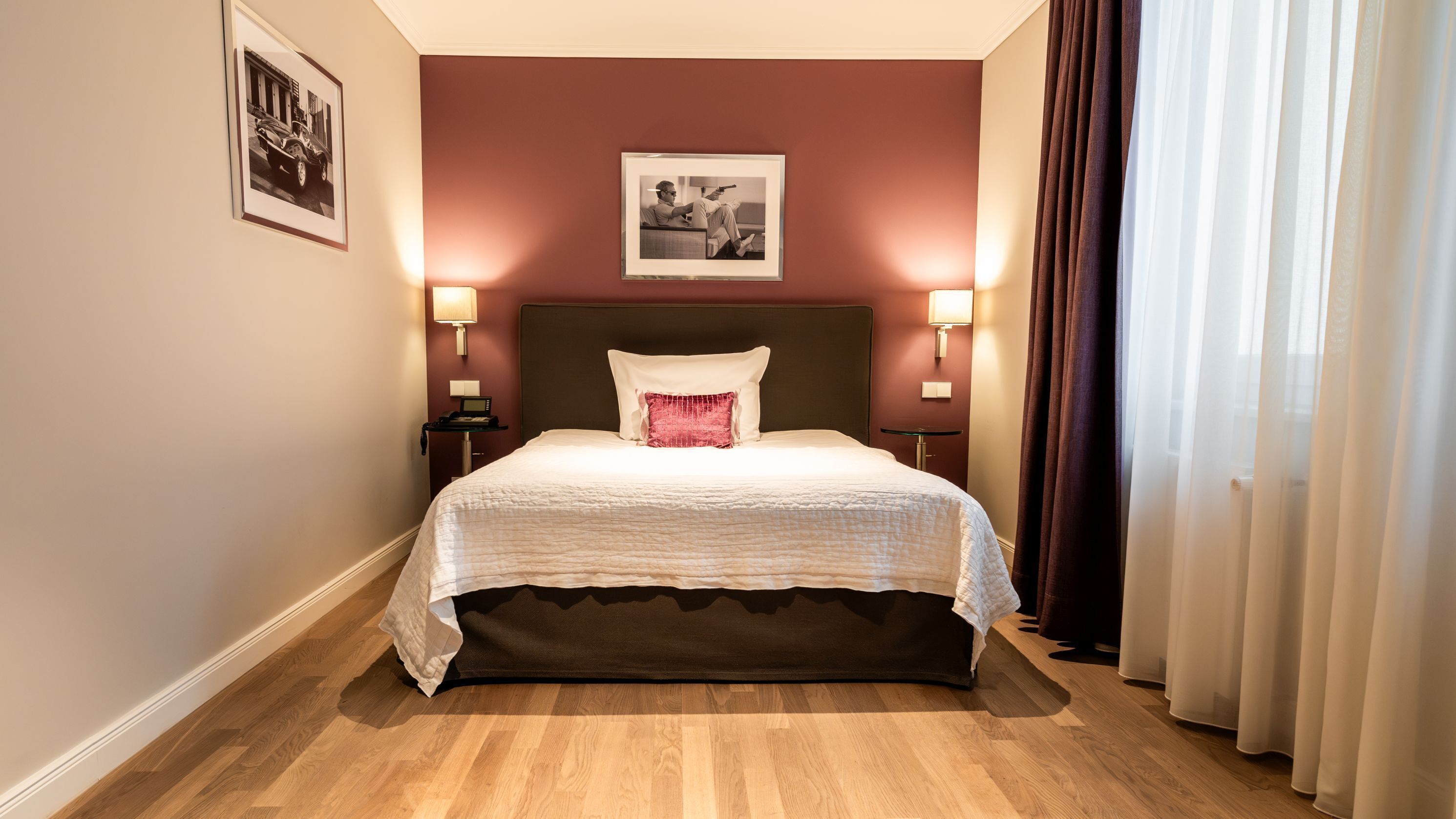 Studio | Premium bedding, pillow-top beds, free minibar, in-room safe