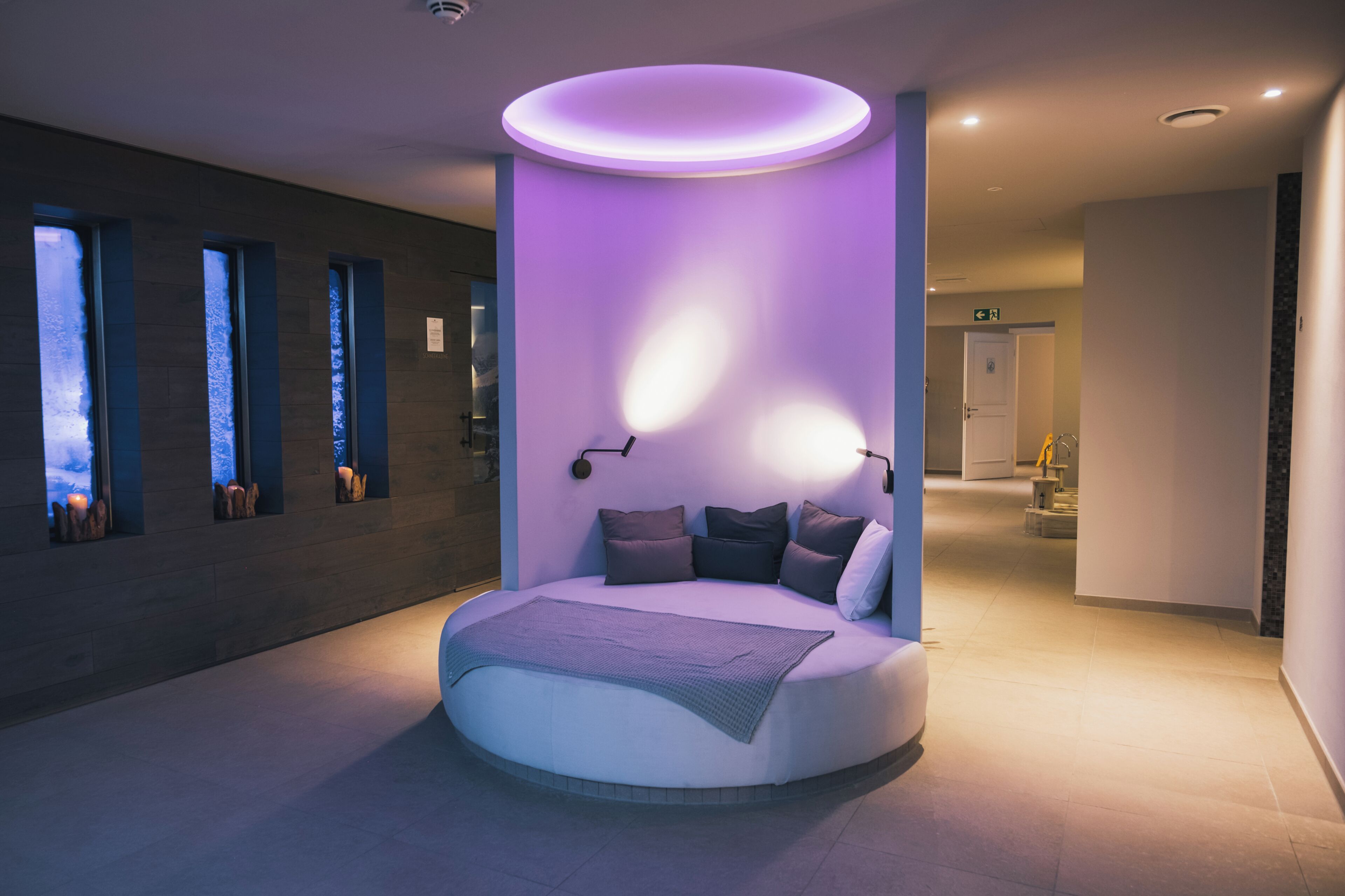 Couples treatment rooms, sauna, steam room, body treatments