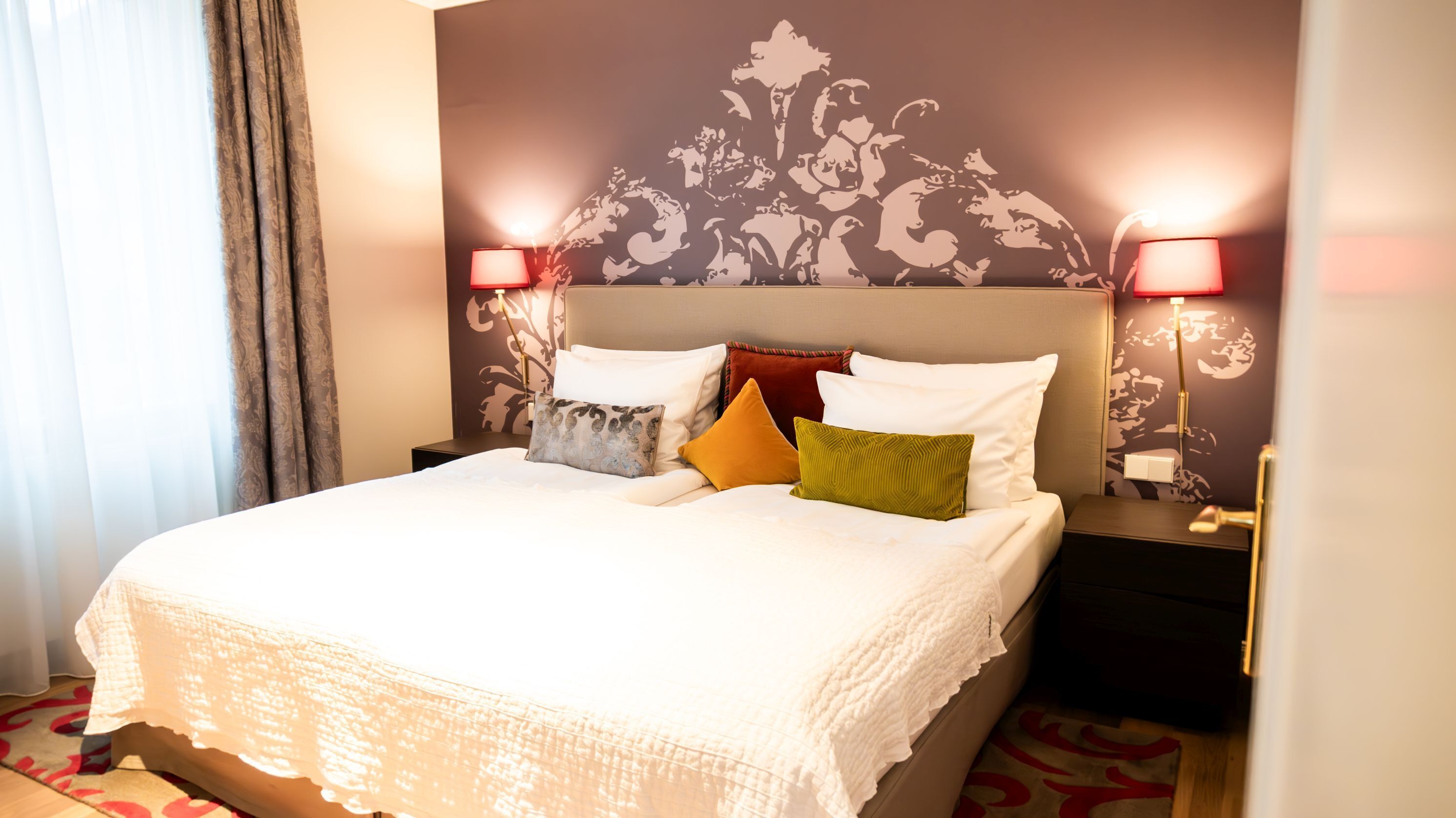 Sviitti, 1 parisänky | Ylelliset vuodevaatteet, pillowtop-patjalliset sängyt