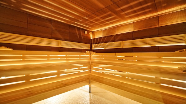 Couples treatment room(s), sauna, steam room, body treatments