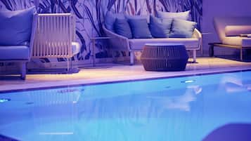 Exercise/lap pool