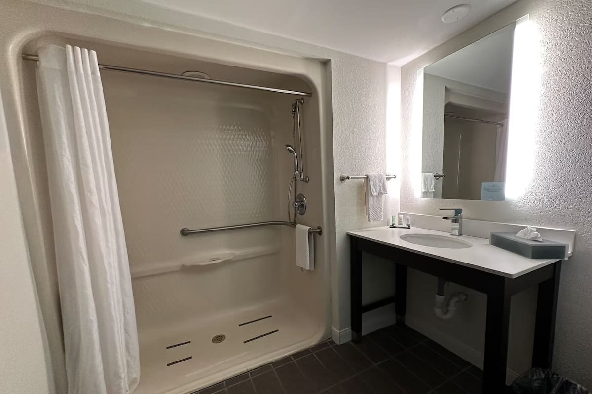 Free toiletries, hair dryer, towels, soap
