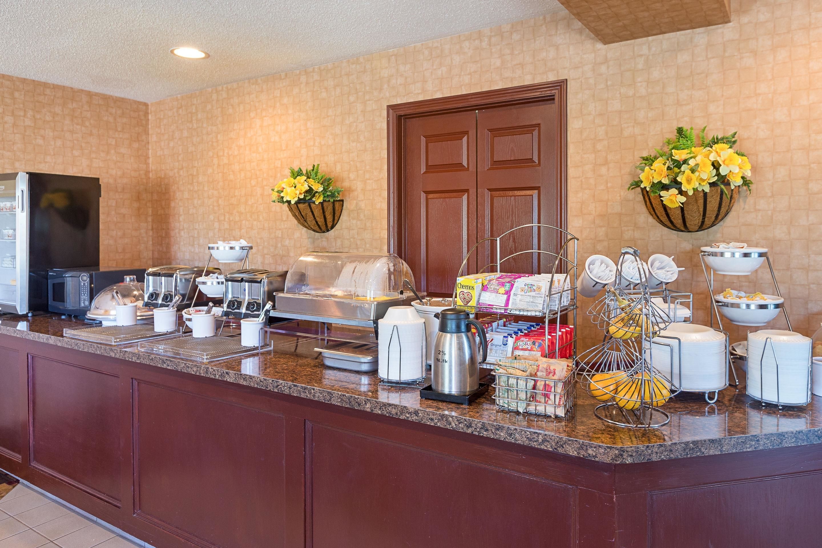 free continental breakfast