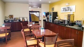 Desayuno buffet incluido todos los días