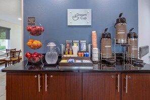 Free daily continental breakfast