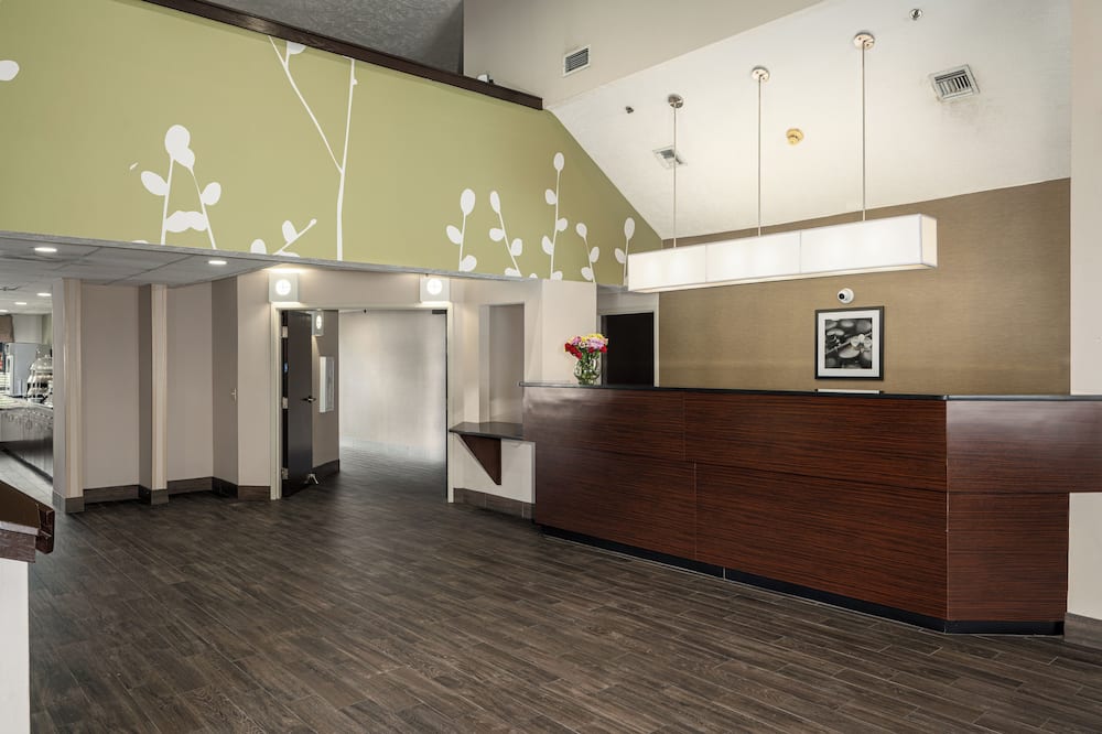 SureStay by Best Western Summerville Flowertown