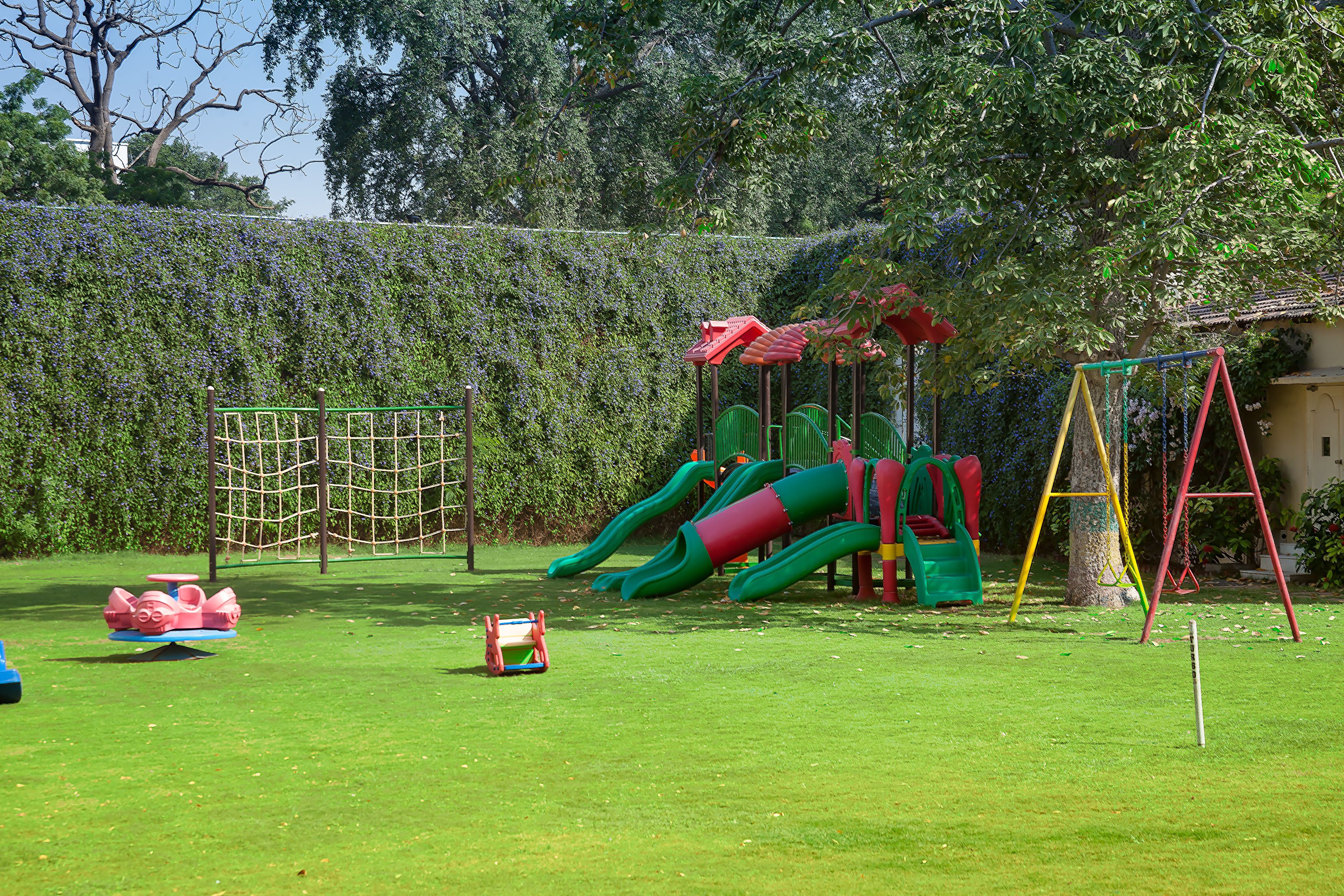children’s play area – outdoor