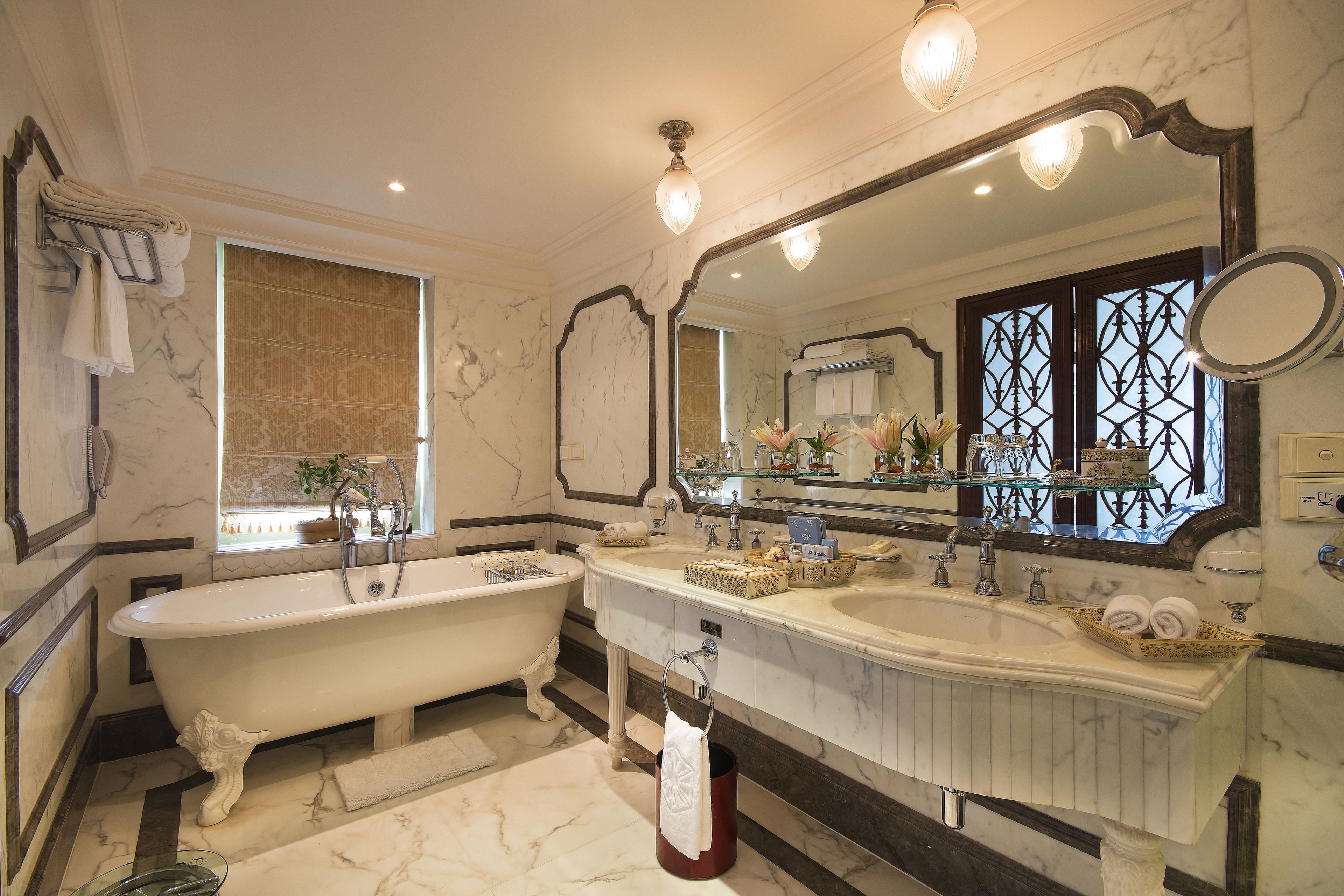 grand suite, 1 bedroom, lake view (grand royal) | bathroom | combined shower/bathtub, designer toiletries, hair dryer, bathrobes