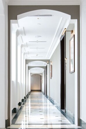 Interior - Taj Connemara (Chennai)