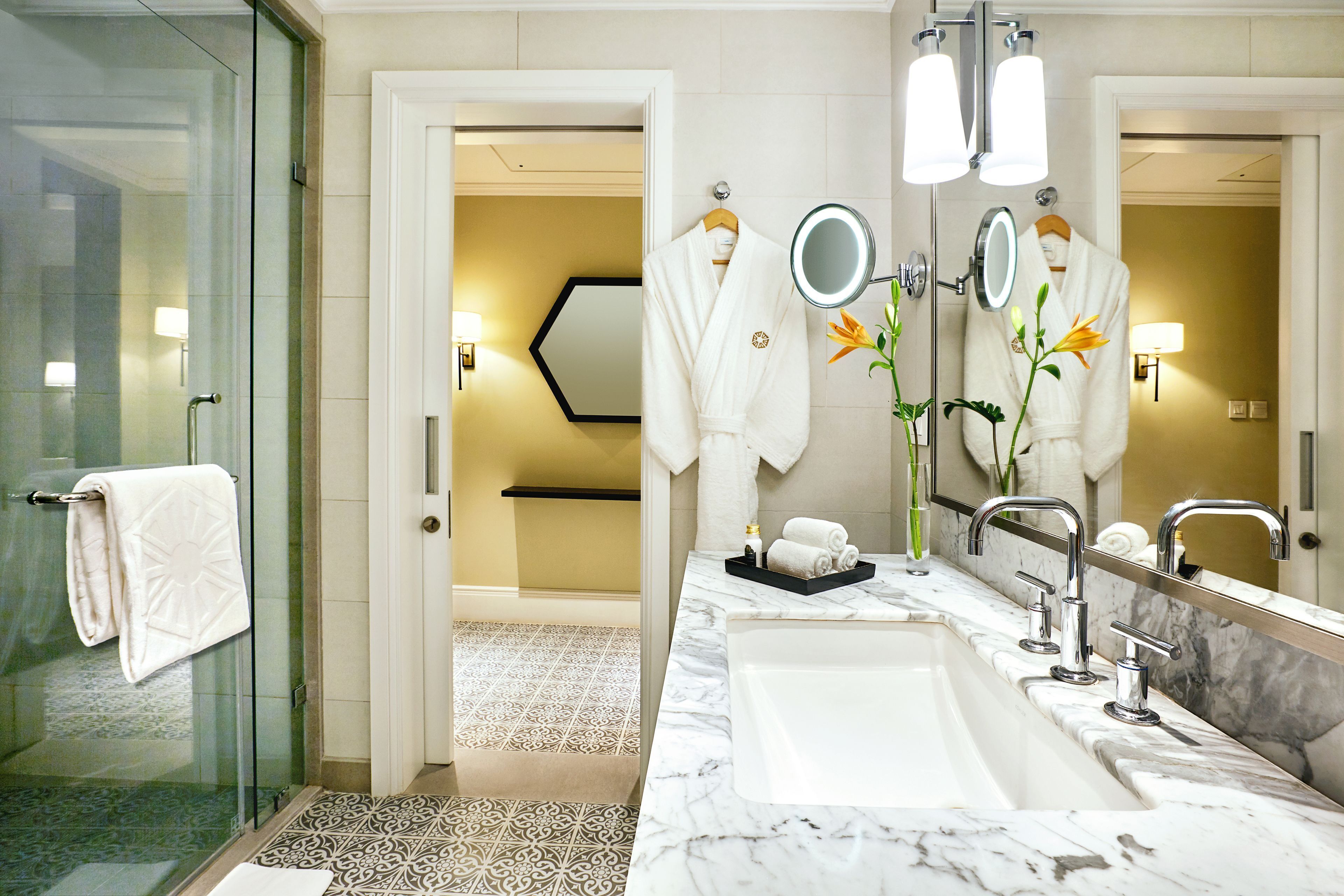 Bathroom | Free toiletries, hair dryer, bathrobes, slippers