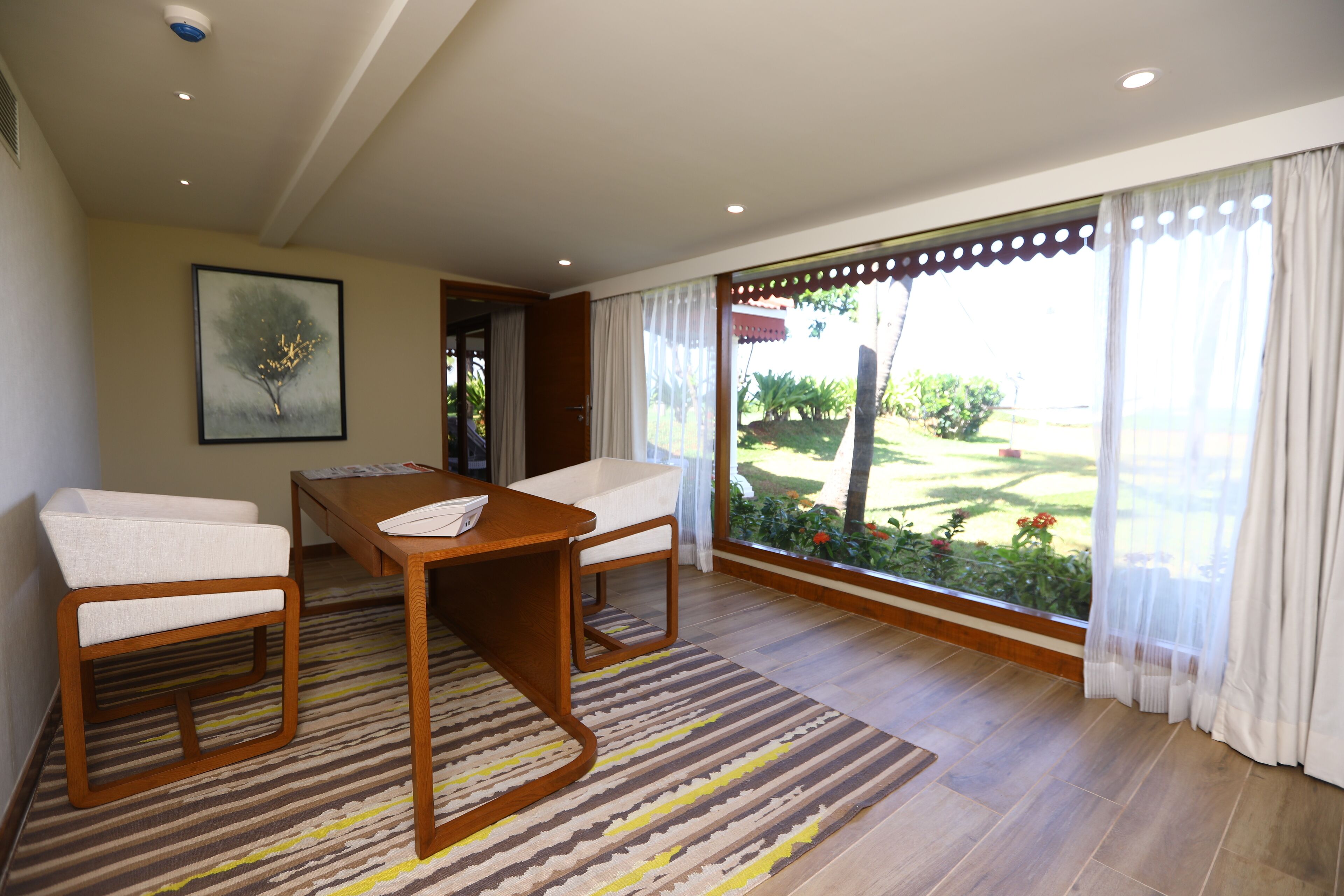 minibar, in-room safe, desk, blackout curtains