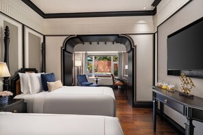 Hochwertige Bettwaren, Daunenbettdecken, Minibar, Zimmersafe