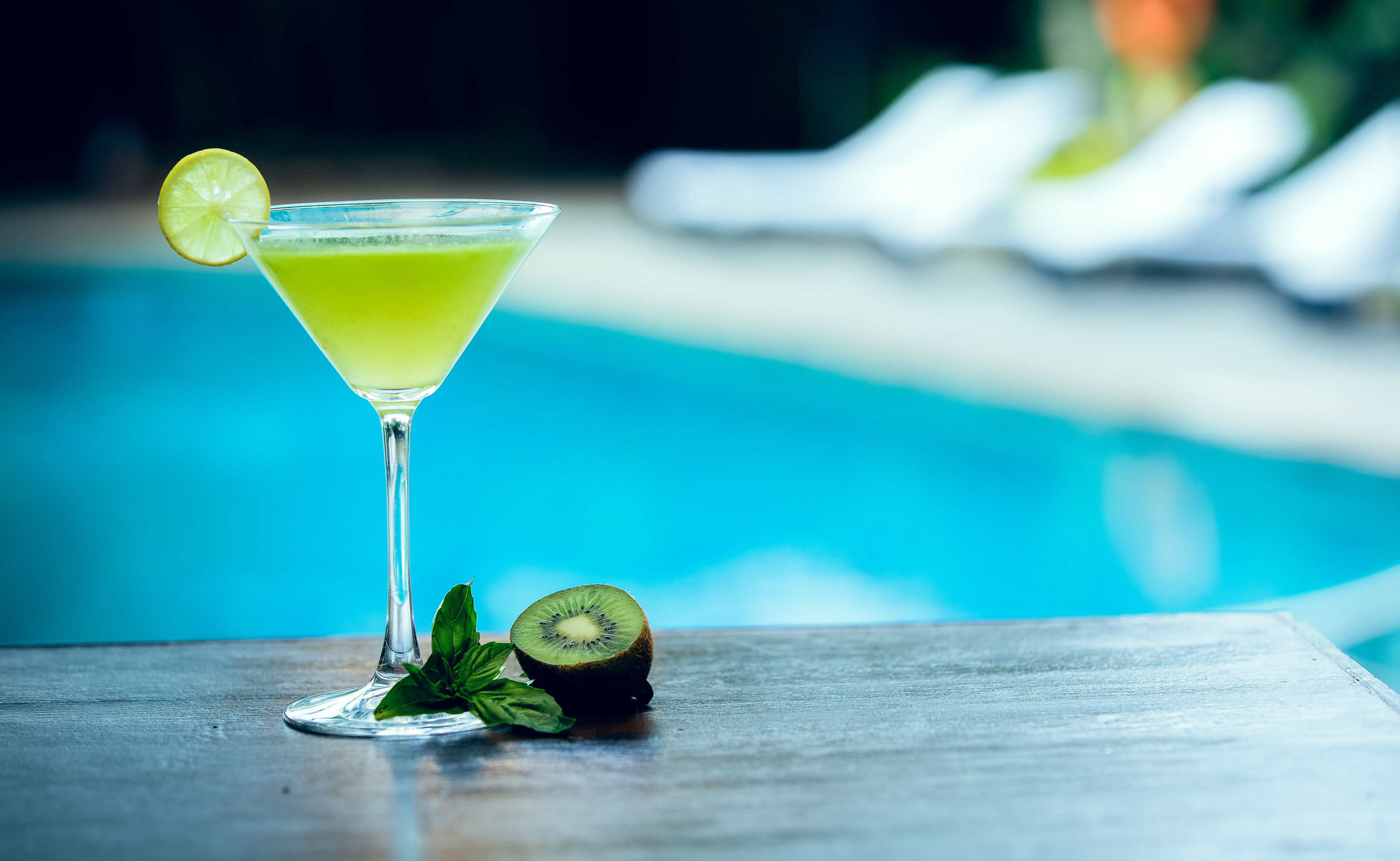 serves lunch and dinner