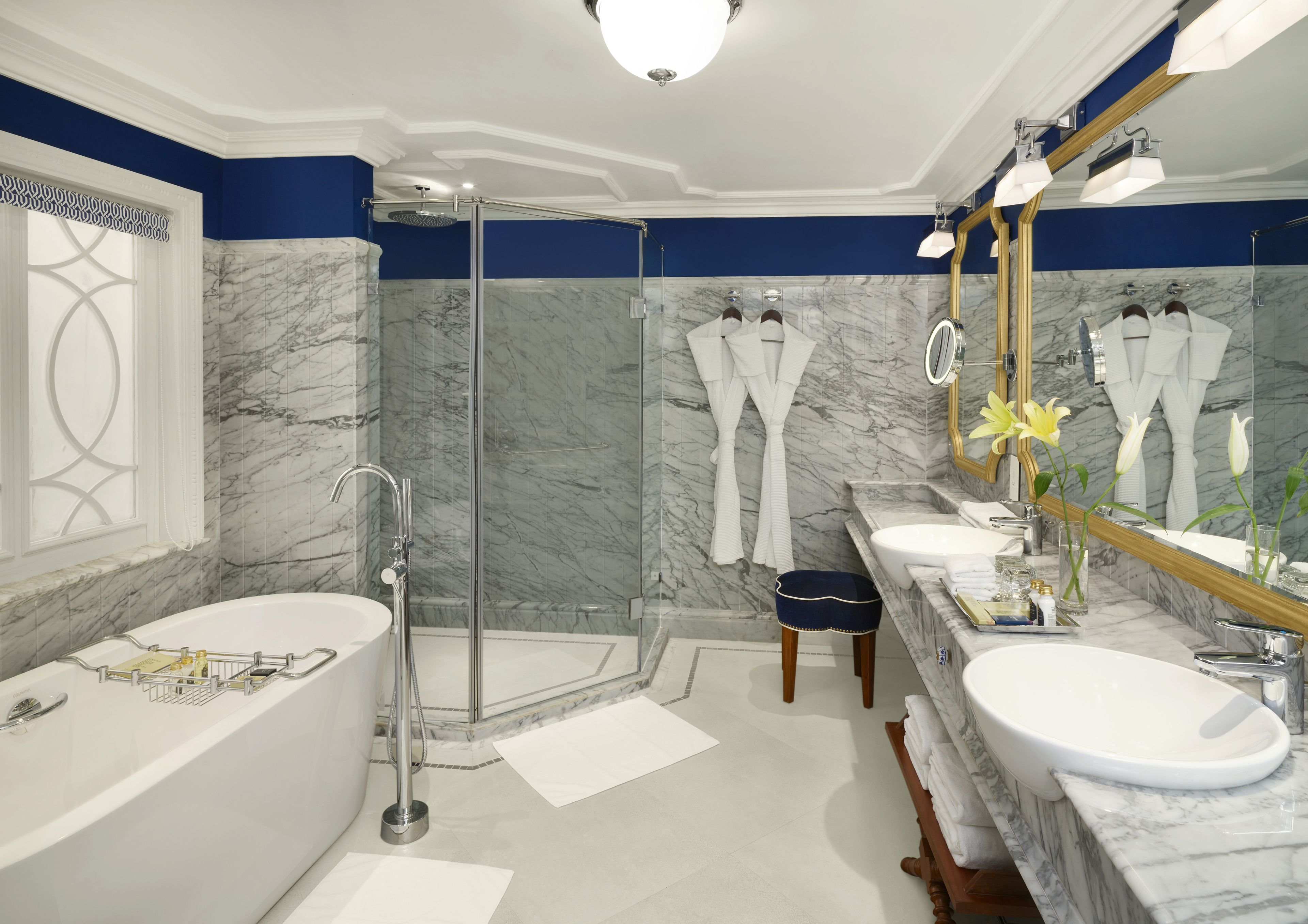 exclusive villa, 2 bedrooms, sea view (hermitage) | bathroom | designer toiletries, hair dryer, bathrobes, slippers