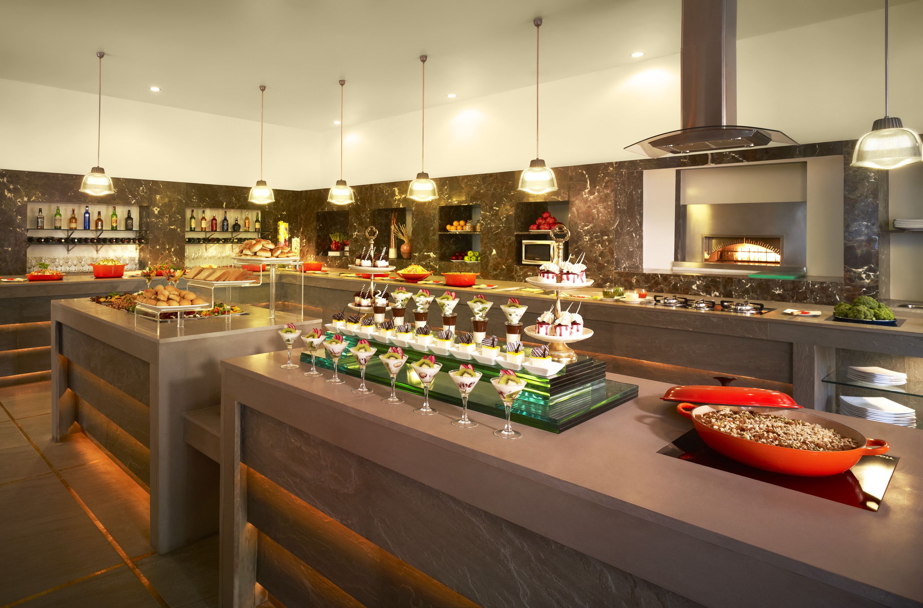 Frokostbuffé hver dag (mot et tillegg)