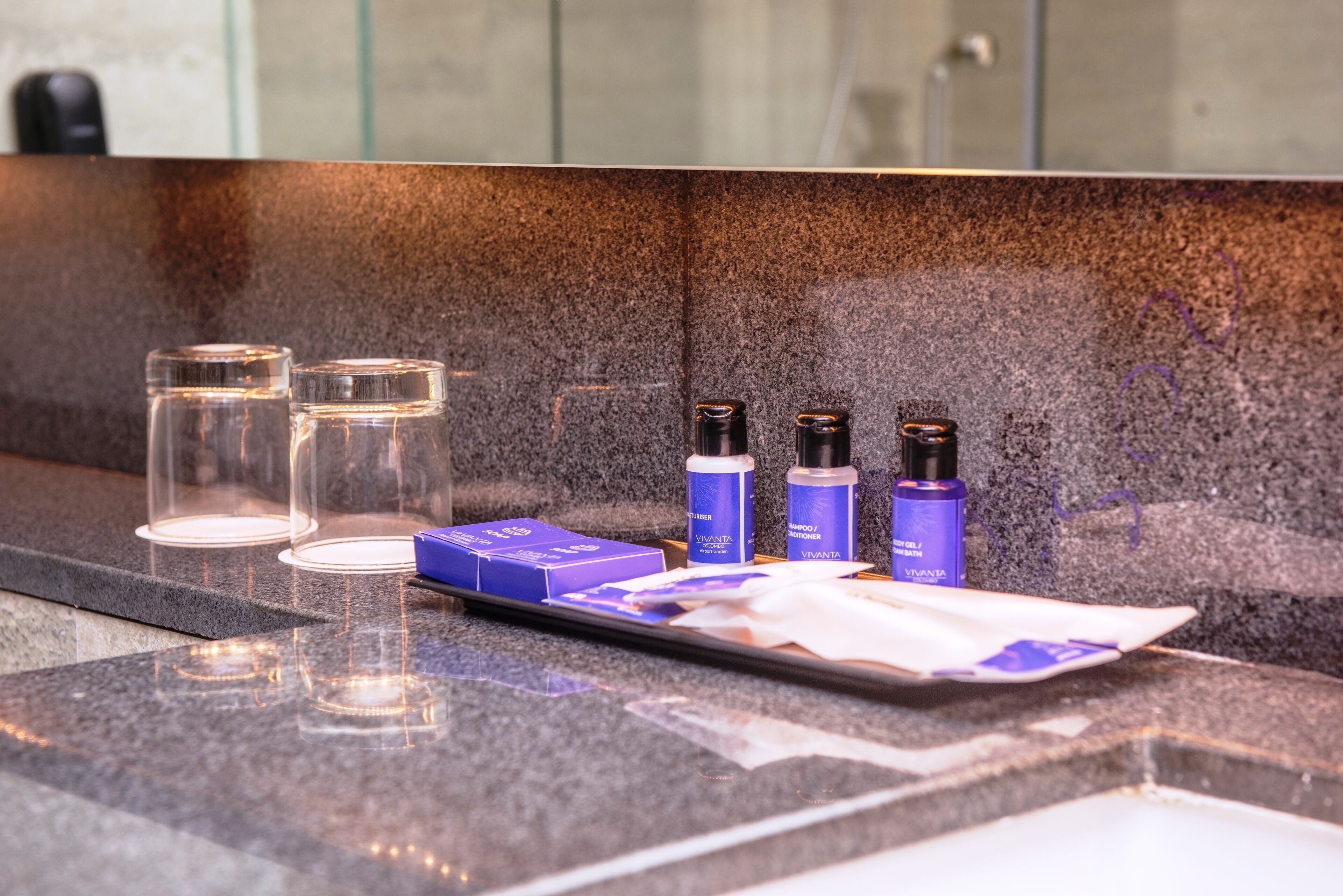 deluxe king room with one way airport transfer including 15% off on food and soft beverages+ spa | room amenity