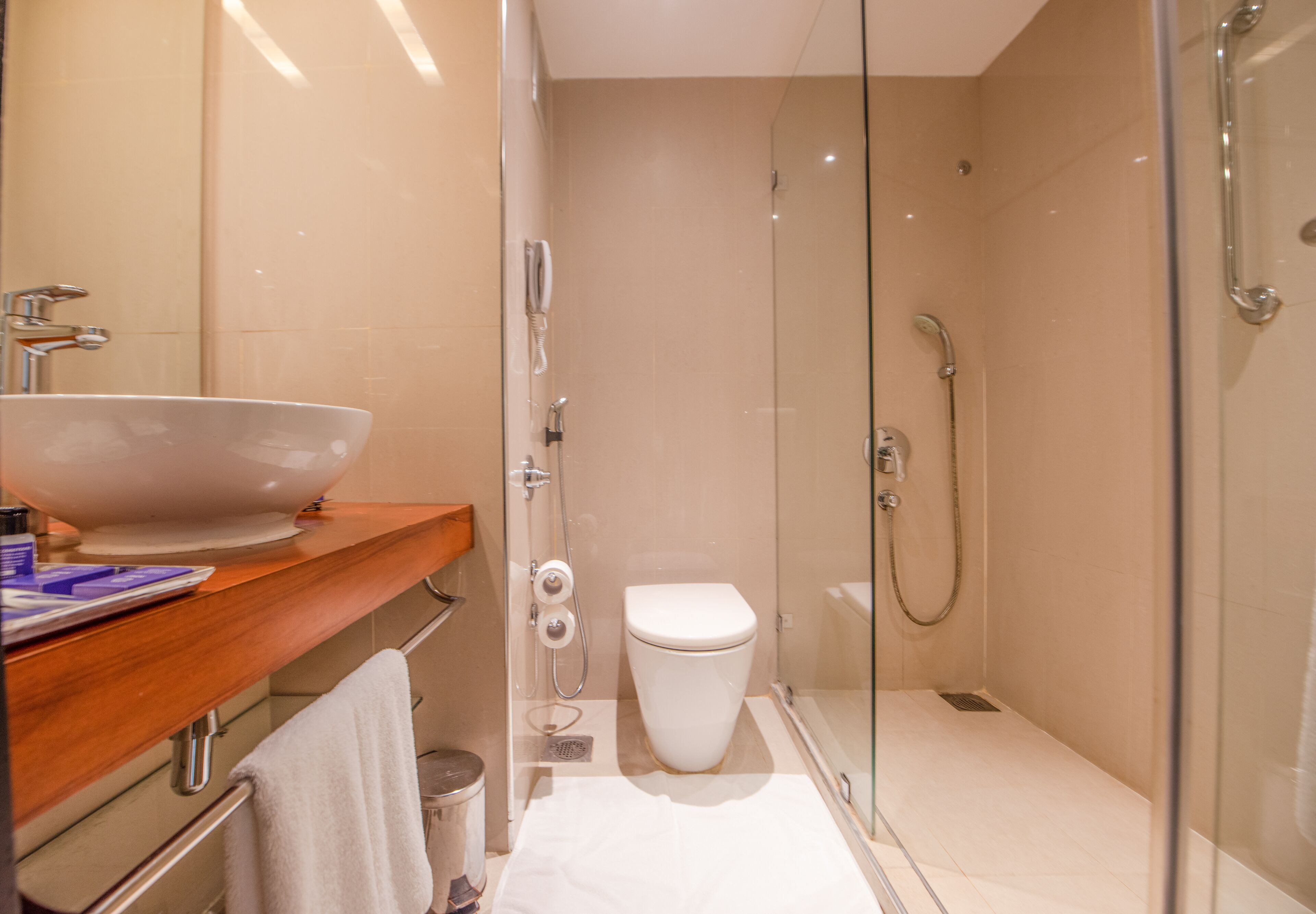 Photo - Vivanta Colombo, Airport Garden