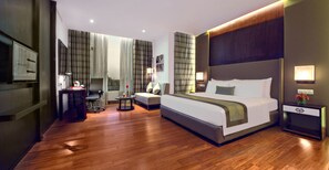Premium Room, 1 King Bed