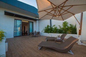 Terrace/patio - Vivanta Colombo, Airport Garden (Seeduwa - Katunayake)