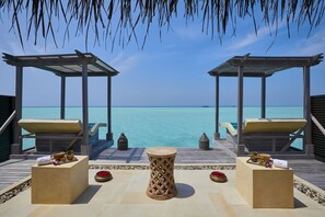 Couples treatment rooms, sauna, hot tub, steam room, Turkish bath