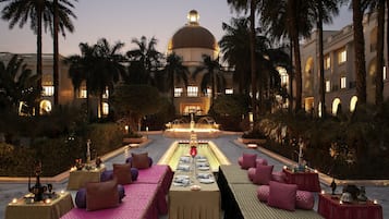 Breakfast, lunch, dinner served; Indian cuisine