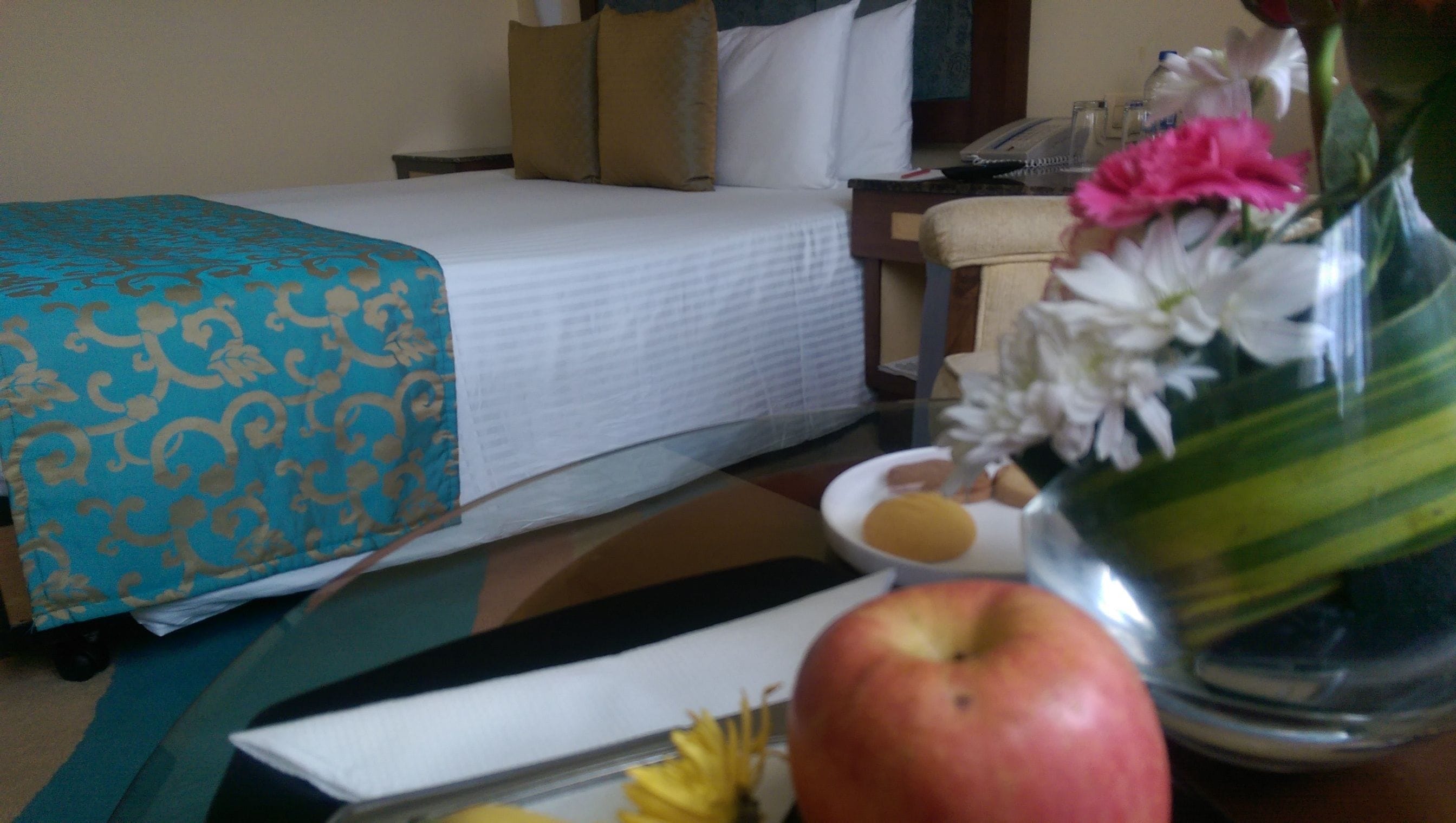 premium bedding, down duvets, minibar, in-room safe