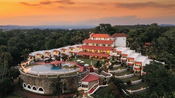 Fachada del alojamiento - Noche