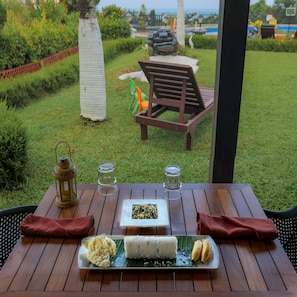 Breakfast, lunch, dinner served; pool views