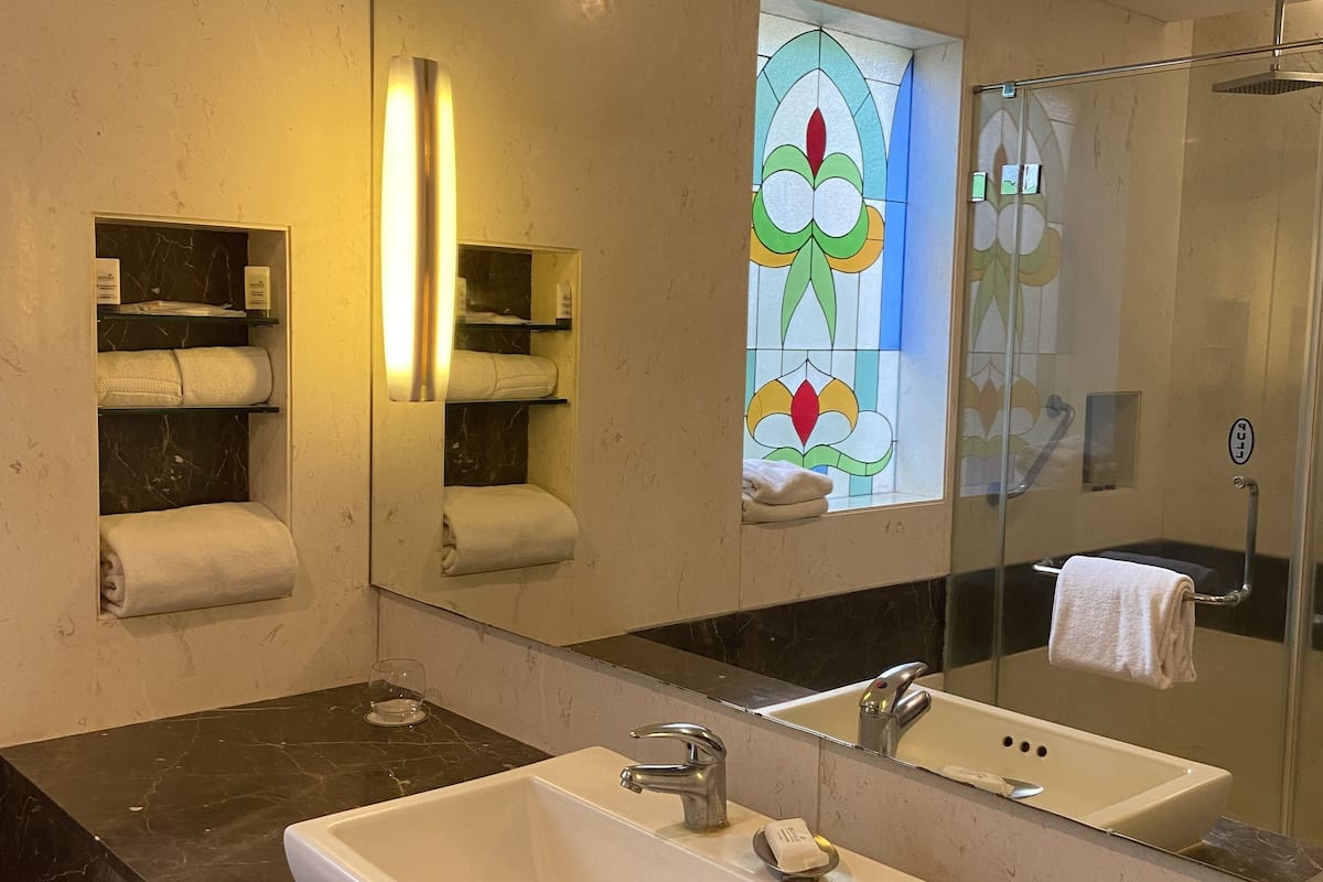 rainfall showerhead, free toiletries, hair dryer, bathrobes