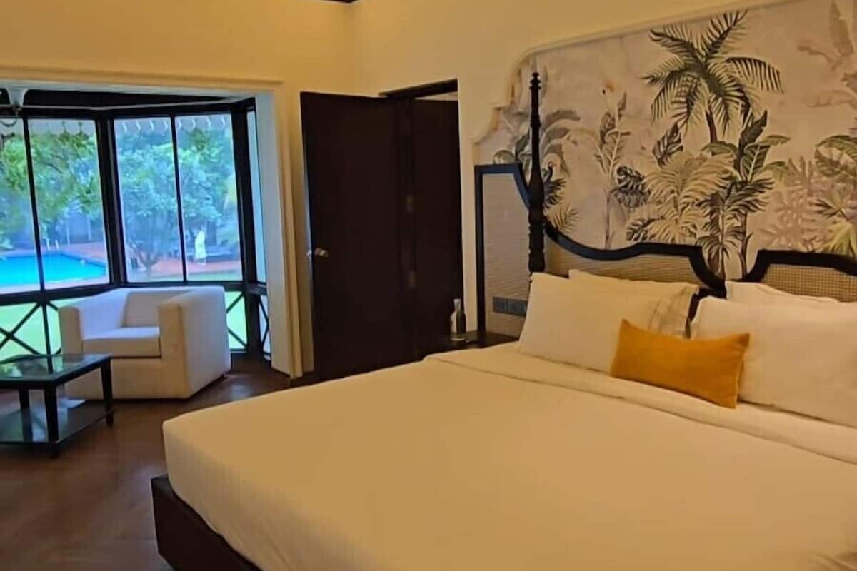 premium bedding, memory-foam beds, minibar, in-room safe