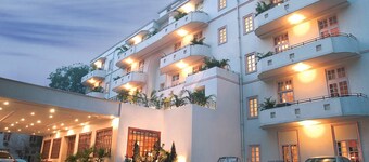 Ambassador, New Delhi - IHCL SeleQtions